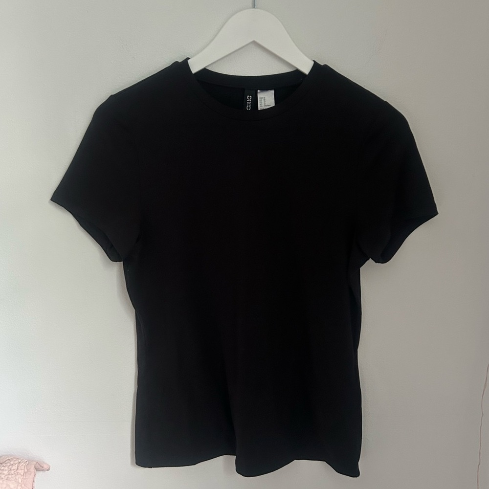 Divided t shirt